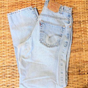 Levi Strauss & Co. | 560 Comfort Fit